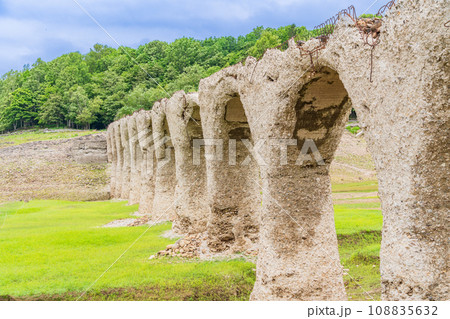 （北海道）士幌線タウシュベツ川橋梁跡 108835632