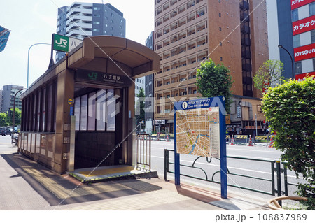 JR八丁堀駅　新大橋通り 108837989