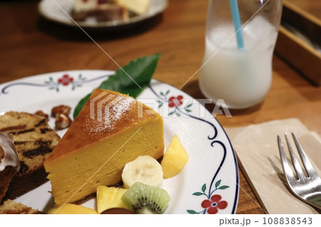 かぼちゃのベイクドチーズケーキ 108838543