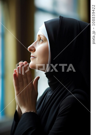 Young Catholic nun praying in catholic church.のイラスト素材 [108839422] - PIXTA