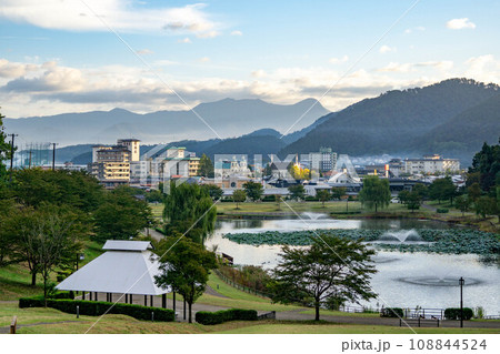 天童公園と愛宕沼と天童温泉街 天童公園と愛宕沼と天童温泉街 108844524