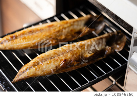 美味しそうな灰干しサバ 美味しそうな灰干しサバ 108846260