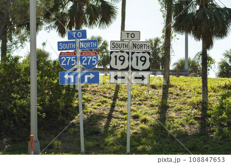 Blue directional road sign indicating direction to I-275 freeway interstate highway serving the Tampa Bay area in Florida Blue directional road sign indicating direction to I-275 freeway interstate highway serving the Tampa Bay area in Florida 108847653