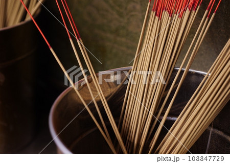 金色 黄金 ゴールド 108847729