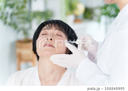 美容注射　ボトックス　プラセンタ 108848995