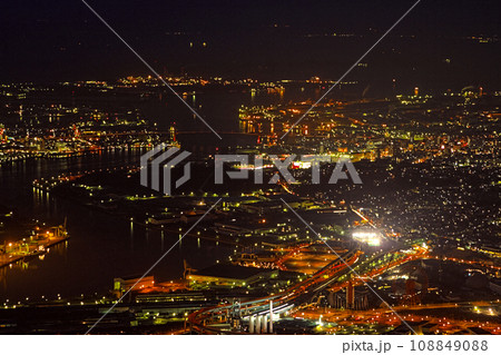 北九州市の夜景 108849088