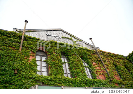 函館　赤レンガ倉庫 108849347