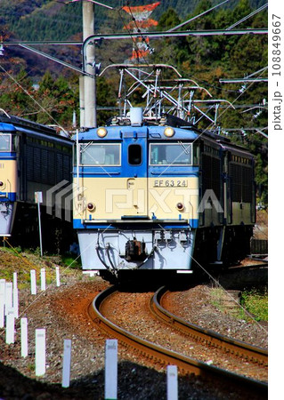汽笛よ響け!!往時の雄姿を今に伝える…峠のシェルパ・EF63電気機関車【重連運転】 汽笛よ響け!!往時の雄姿を今に伝える…峠のシェルパ・EF63電気機関車【重連運転】 108849667