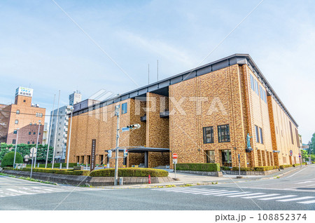 岩手県盛岡市　様々なイベントが行われる岩手県民会館 108852374