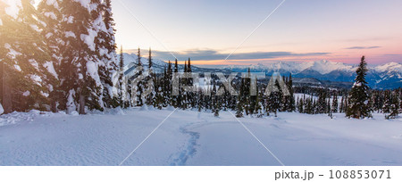 Winter Landscape in Canadian Mountain Landscape. Colorful Sunrise. 108853071