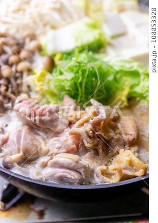 鶏肉の白湯(パイタン)鍋 鶏肉の白湯(パイタン)鍋 108853328