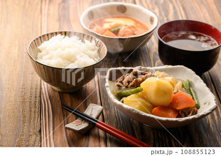 肉じゃが定食 108855123