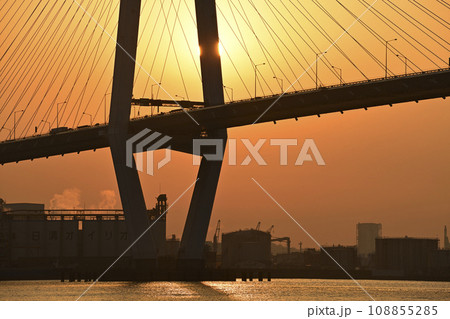 名港中央大橋 108855285