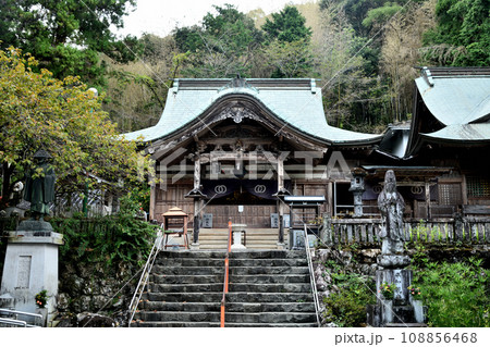 第35番札所 醫王山 鏡池院 清瀧寺(大師堂) 【高知県土佐市高岡町】 第35番札所 醫王山 鏡池院 清瀧寺(大師堂) 【高知県土佐市高岡町】 108856468