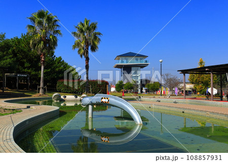 【佐賀県】快晴の干潟よか公園と東よか干潟ビジターセンター 108857931