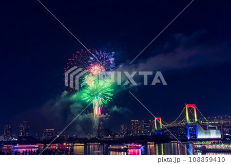 お台場レンボー花火　東京夜景 108859410
