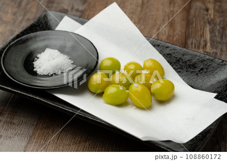 素揚げ銀杏　盛り付け 108860172