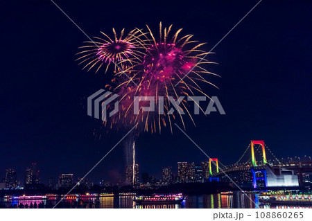 お台場レンボー花火　東京夜景 108860265