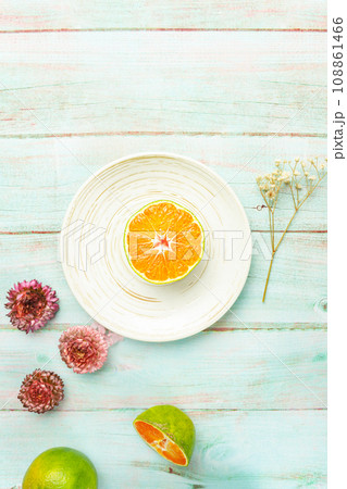 fresh citrus fruits on wooden table 108861466