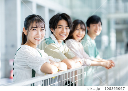 大学生 108863067