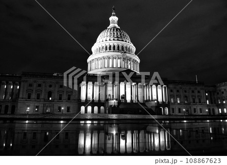 United States Capitol Building at night United States Capitol Building at night 108867623