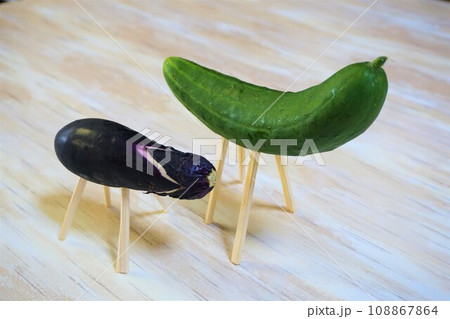 精霊馬　精霊牛　牛馬　お盆　精霊棚　盆棚　仏壇　 108867864