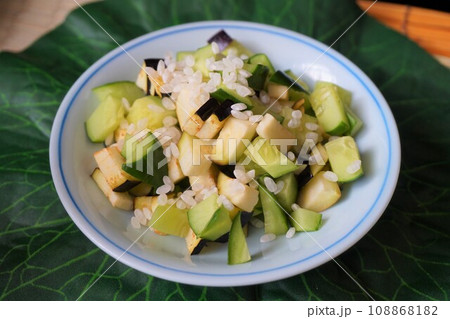 水の子 お盆 精霊棚 盆棚 仏壇 水の子 お盆 精霊棚 盆棚 仏壇 108868182