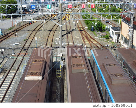 深川検車区行徳分室に停車中の東京メトロ東西線車両 深川検車区行徳分室に停車中の東京メトロ東西線車両 108869011