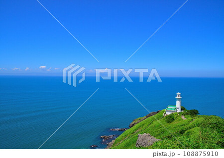 角田岬灯台（新潟県） 108875910