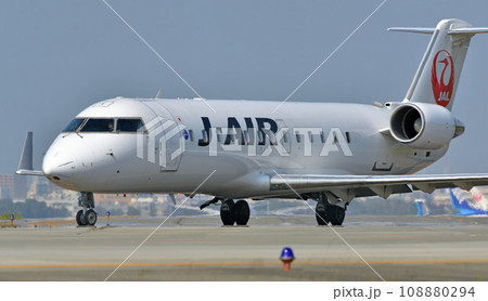 J-AIRエンブラエル170タキシング 108880294