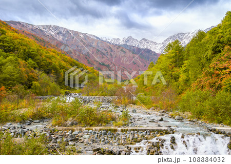 南股川と不帰ノ嶮【北安曇郡白馬村】 108884032