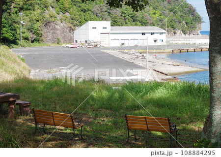 隠岐の島町ヨットハーバーの景色 隠岐の島町ヨットハーバーの景色 108884295