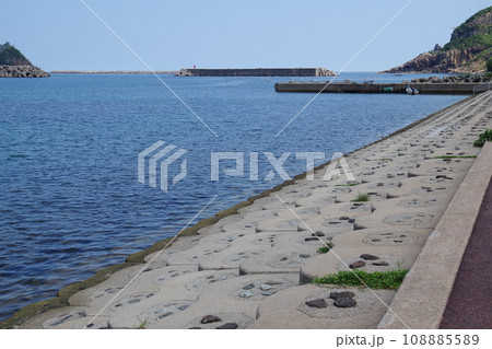 隠岐の島町中村海水浴場の景色 隠岐の島町中村海水浴場の景色 108885589