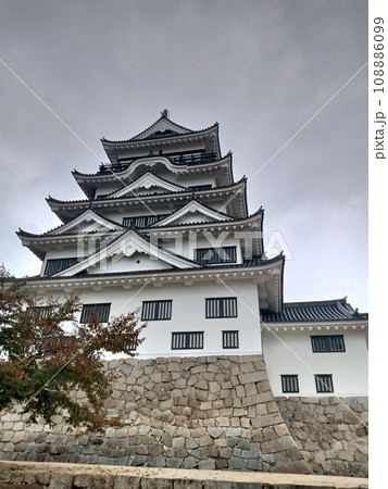 福山城、天守、月見櫓、御湯殿、JR福山駅、新幹線、福山市立福山城博物館 福山城、天守、月見櫓、御湯殿、JR福山駅、新幹線、福山市立福山城博物館 108886099