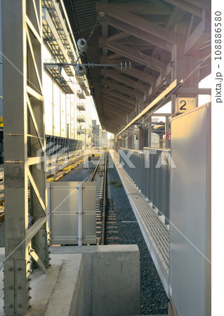 普通列車出発 普通列車出発 108886580