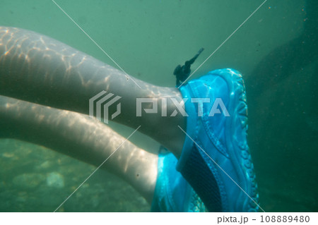 play in the river 108889480