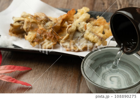 舞茸の天ぷら 日本酒 酒 舞茸の天ぷら 日本酒 酒 108890275