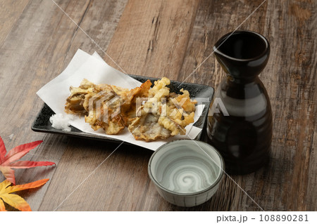 舞茸の天ぷら 日本酒 酒 舞茸の天ぷら 日本酒 酒 108890281
