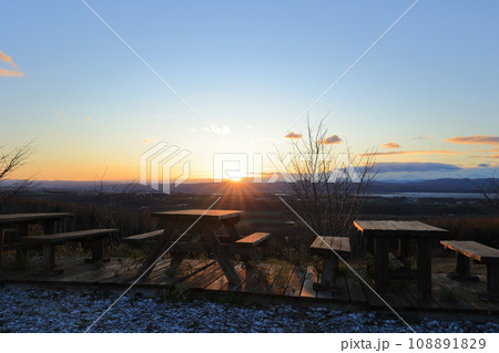 網走のフロックス公園からの夕景(北海道) 網走のフロックス公園からの夕景(北海道) 108891829