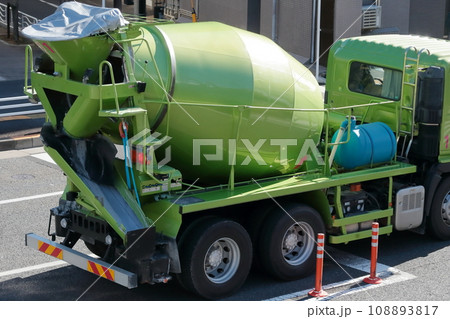 アジテータトラック（コンクリートミキサー車） イメージ 108893817