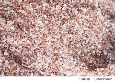 Raw dried pink Himalayan salt Raw dried pink Himalayan salt 108894882