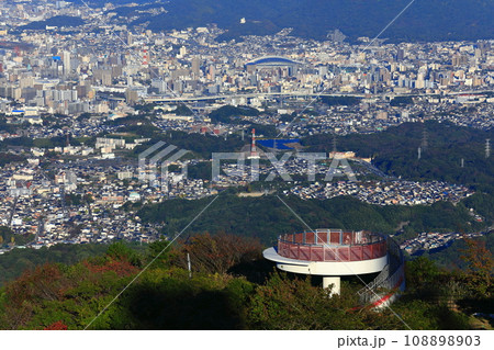 【福岡県】皿倉山展望台からみた北九州 【福岡県】皿倉山展望台からみた北九州 108898903
