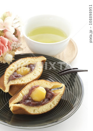 栗どら焼き 栗どら焼き 108898951