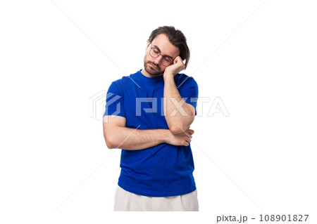 30 year old European brutal guy with black hair and beard is brainstorming with ideas 108901827