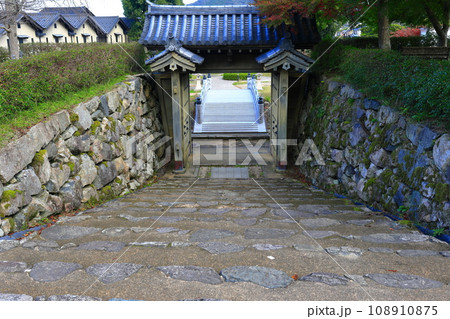 【兵庫県】出石城の登城門跡(登城橋河川公園) 【兵庫県】出石城の登城門跡(登城橋河川公園) 108910875