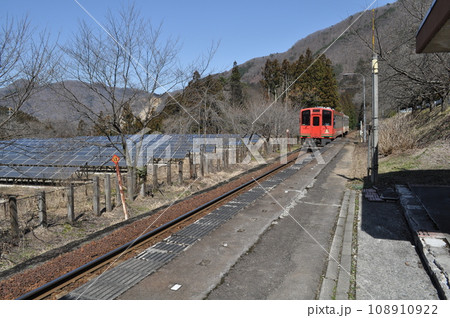 会津鉄道　大川ダム公園駅 108910922