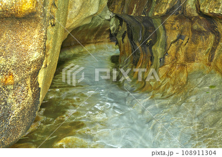 【千仏鍾乳洞】 福岡県北九州市小倉南区平尾台 108911304