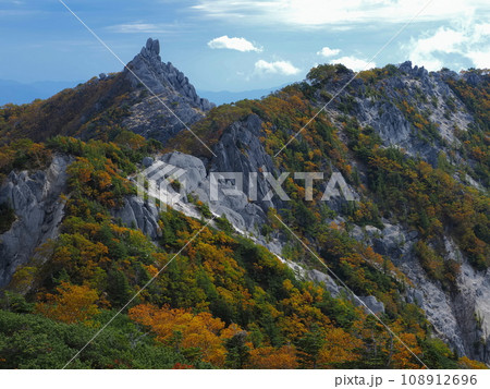秋　鳳凰山地蔵岳 108912696