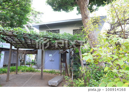 練馬区立牧野記念庭園　書屋展示室 108914168