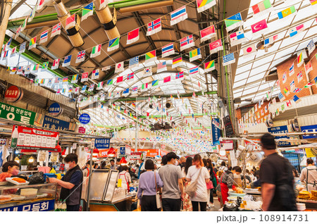 ソウル　広蔵市場　※一部ソフトフォーカス 108914731